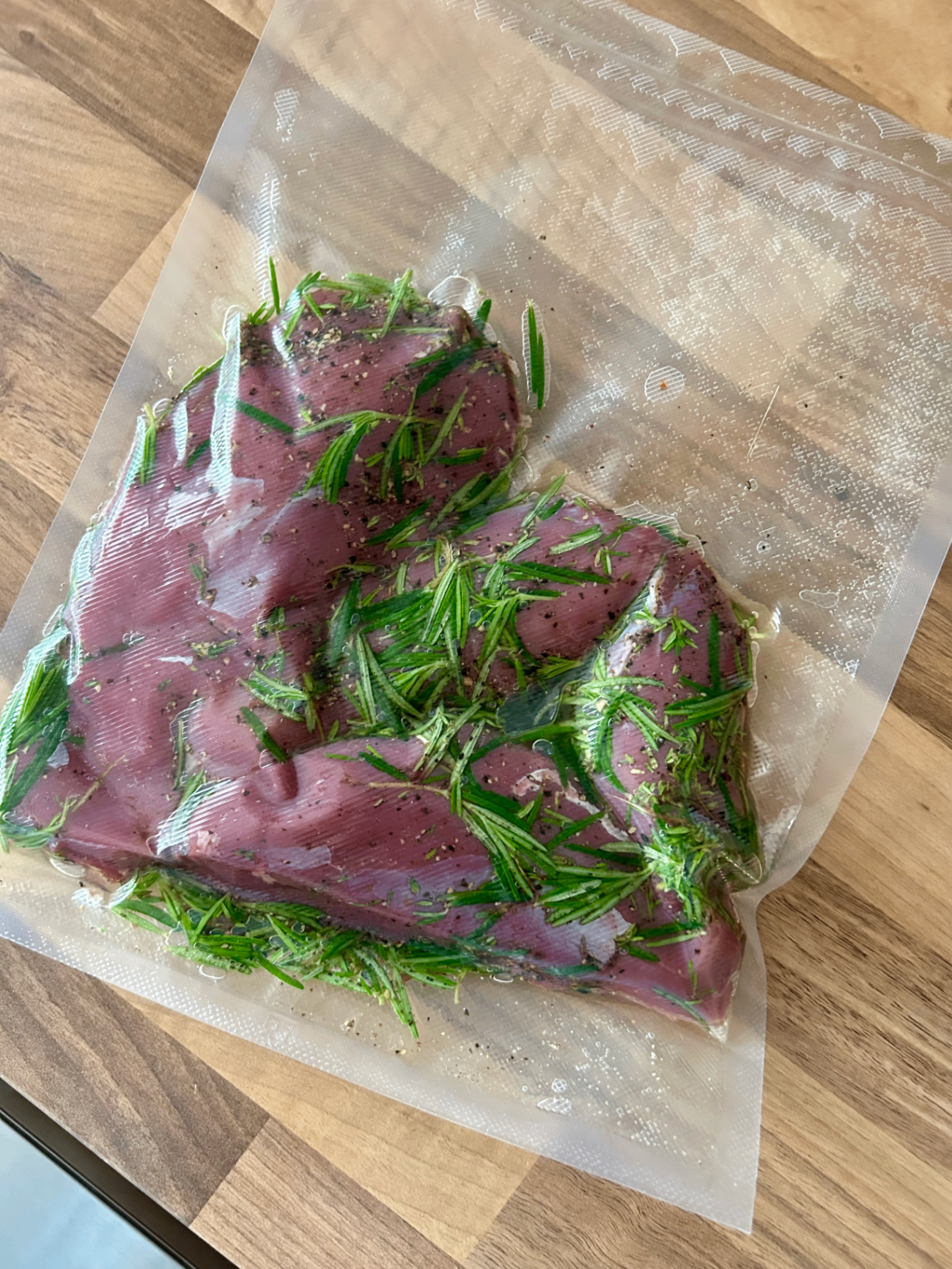 Frisches Wildfleisch aus dem eigenen Revier